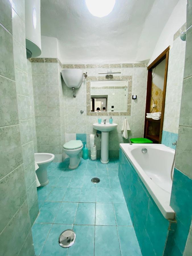 Quartieri Spagnoli Homecasa Vacanze Наполи Екстериор снимка
