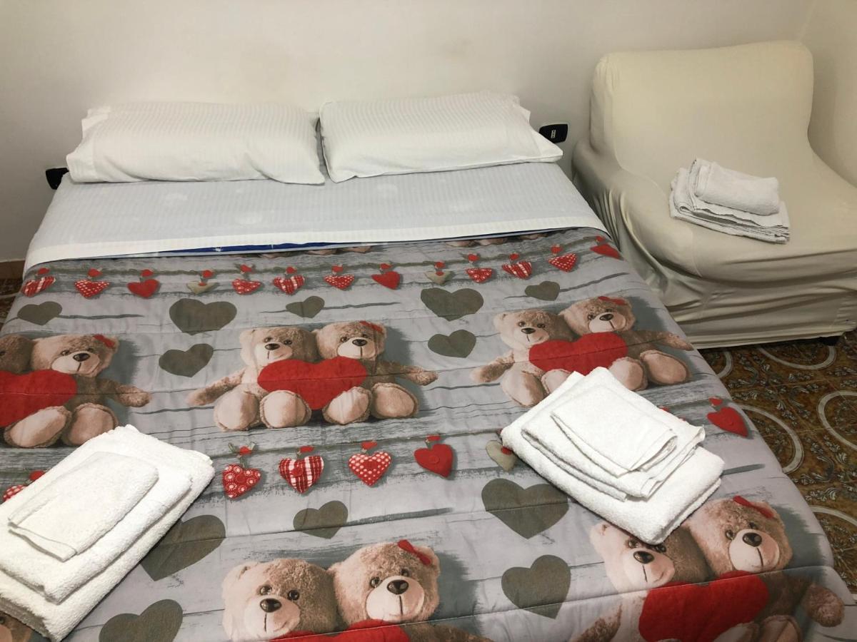 Quartieri Spagnoli Homecasa Vacanze Наполи Екстериор снимка