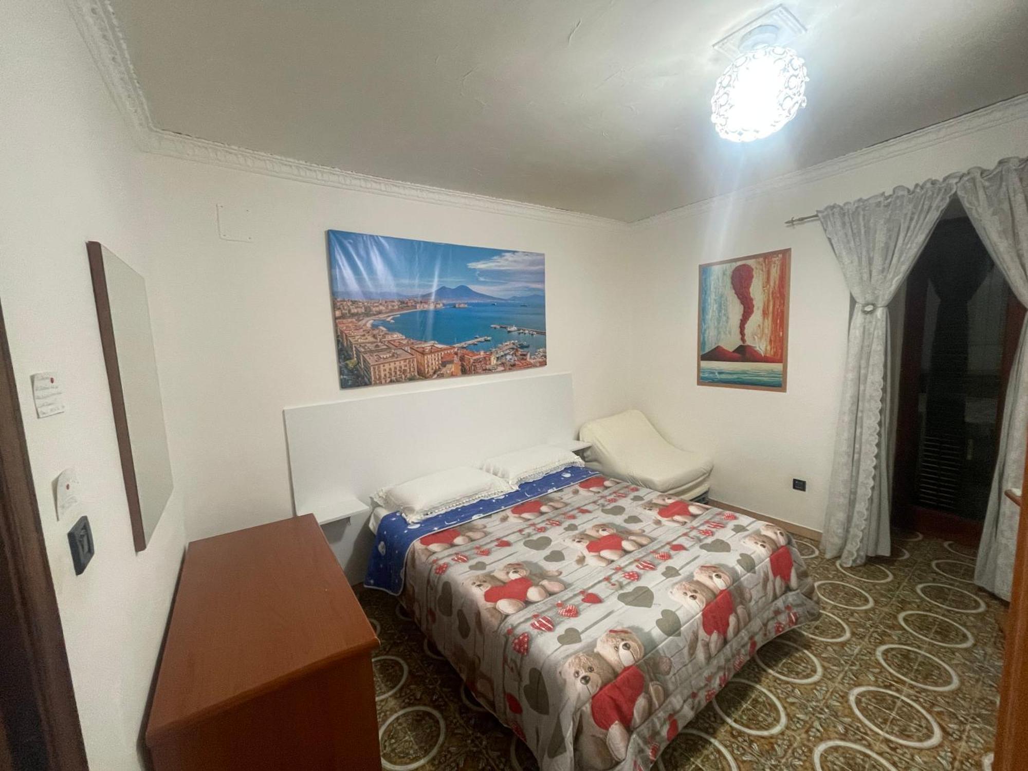 Quartieri Spagnoli Homecasa Vacanze Наполи Екстериор снимка
